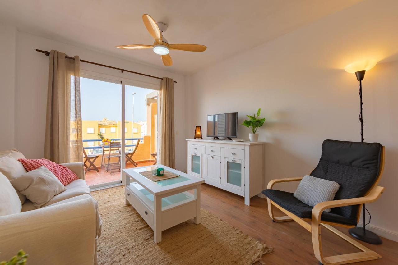 Beachfront, Pool, Terrace & Wifi - *Simplytarifa* Buitenkant foto
